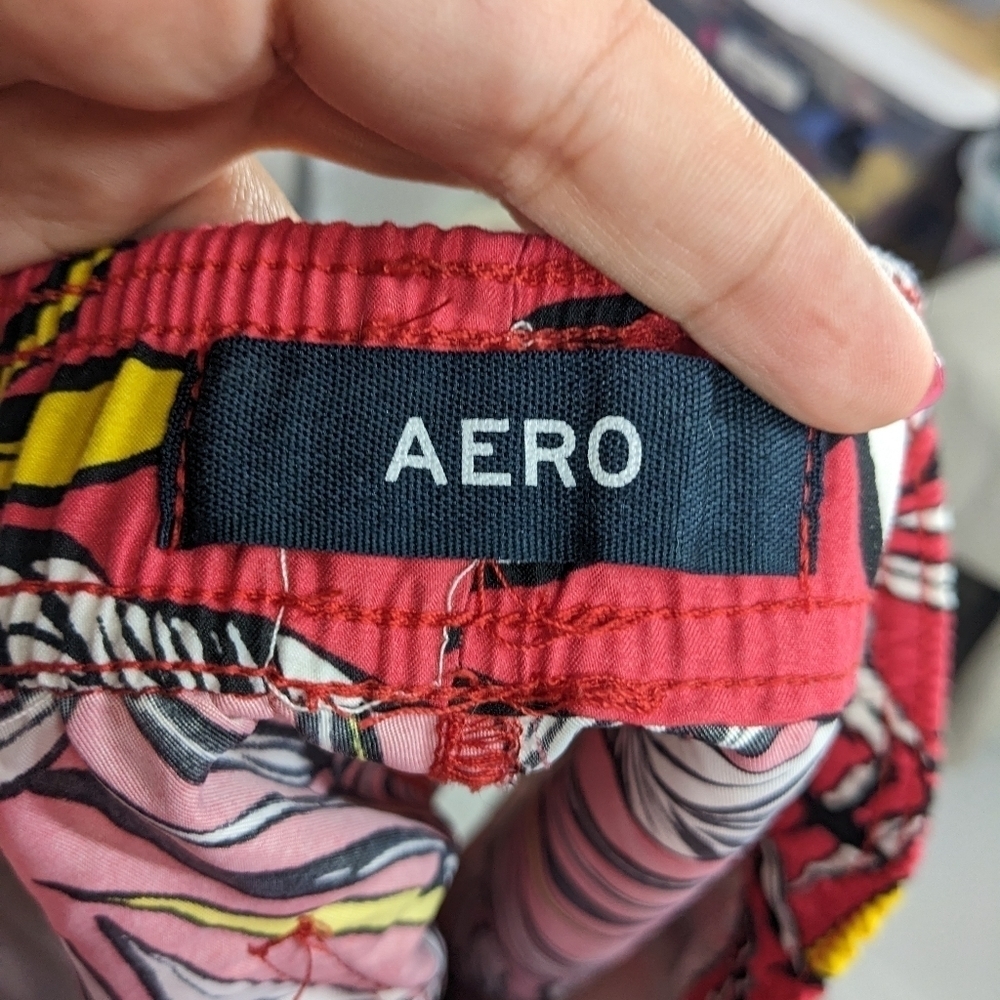 Men's AERO Tropical Swim Trunks - Picture 7 of 8